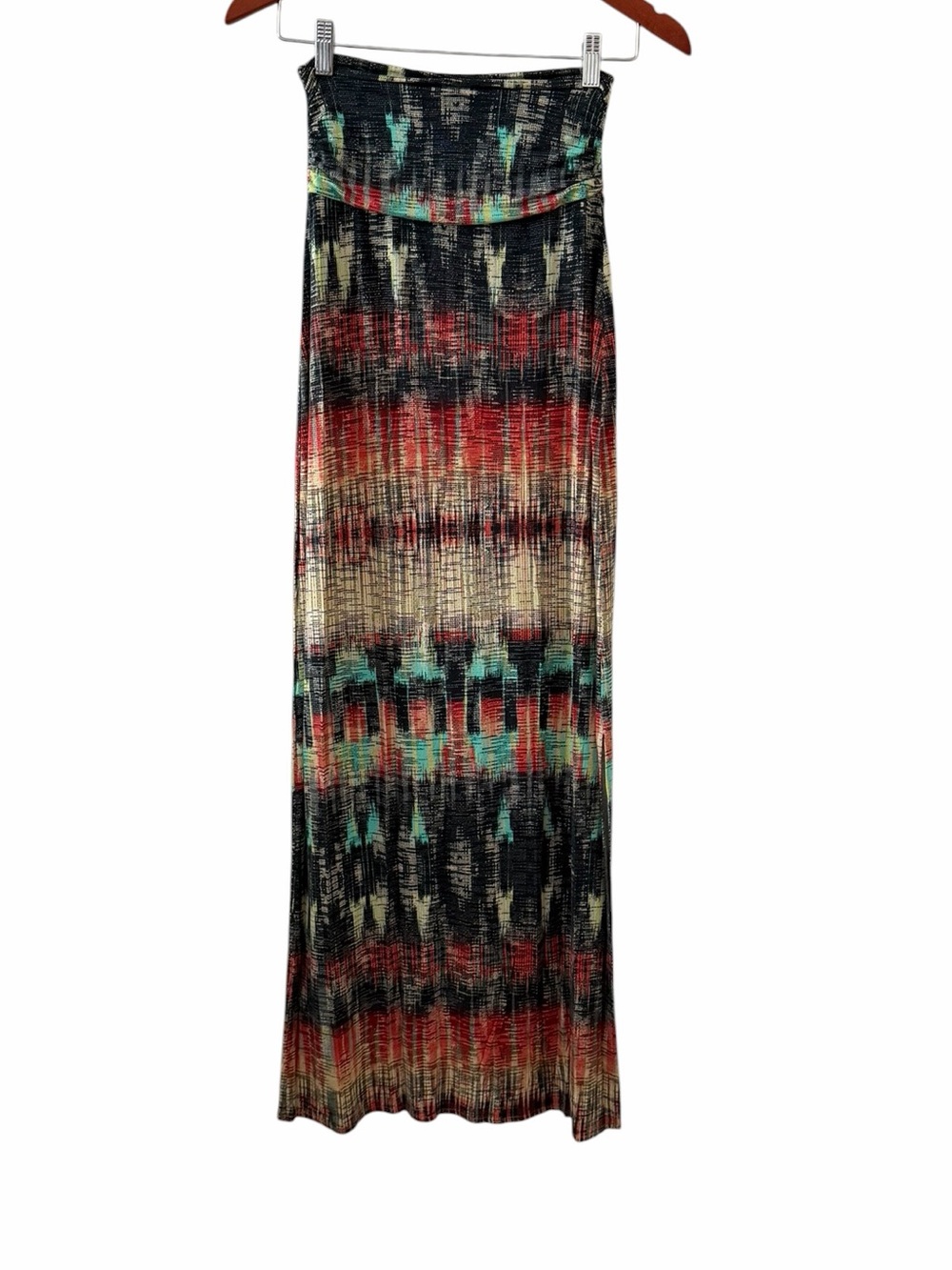 Weston•Southwestern Inspired Pattern Maxi Skirt